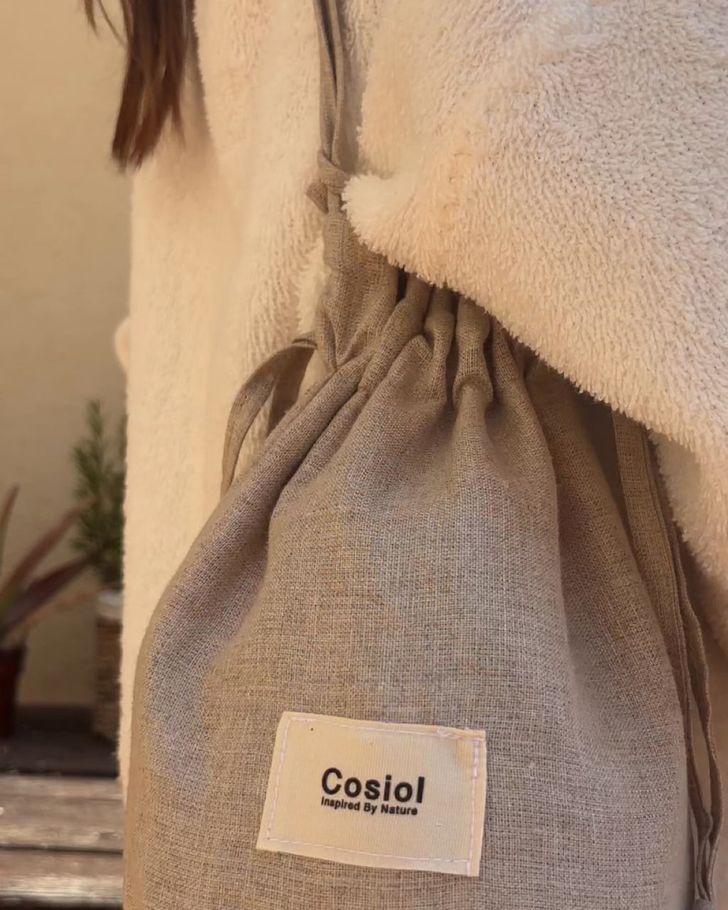 Cala | Linen Bucket Bag